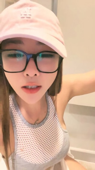 健身眼鏡騷妹子衛生間內跪舔雞巴騎乘位扶腰後入幹得啪啪直響國語對白[945MB/MP4] - 秘密花园社区 - 资源综合 - Metu社区