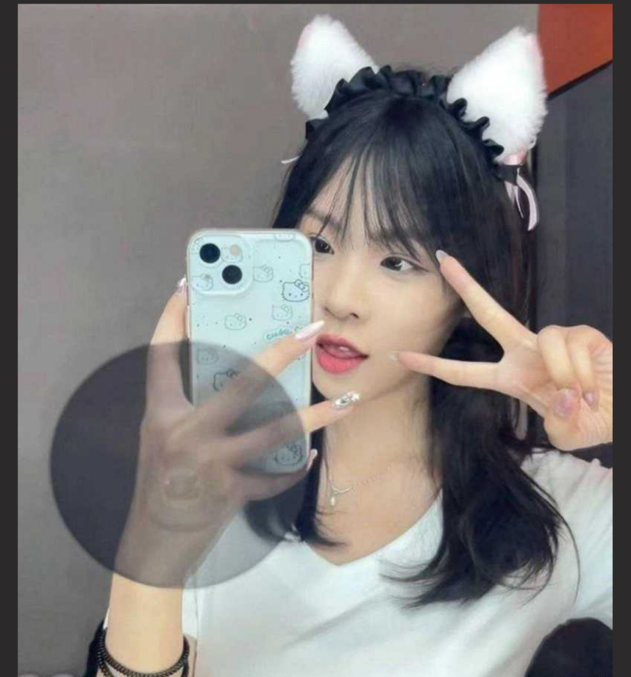 家庭摄像头情侣夫妻日常啪啪高颜值夫妻，极品身材新婚到二胎啪啪睡到半夜欲望来袭抠逼吃鸡