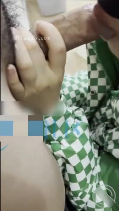 【新片速遞】&nbsp;&nbsp;√ 姐弟乱伦 姐姐甩着大奶子洗澡的样子，简直是一幅 _玉姐戏水图 拿下御姐后续21-开档牛仔裤，射大奶子上 [160MB/MP4/31:40]