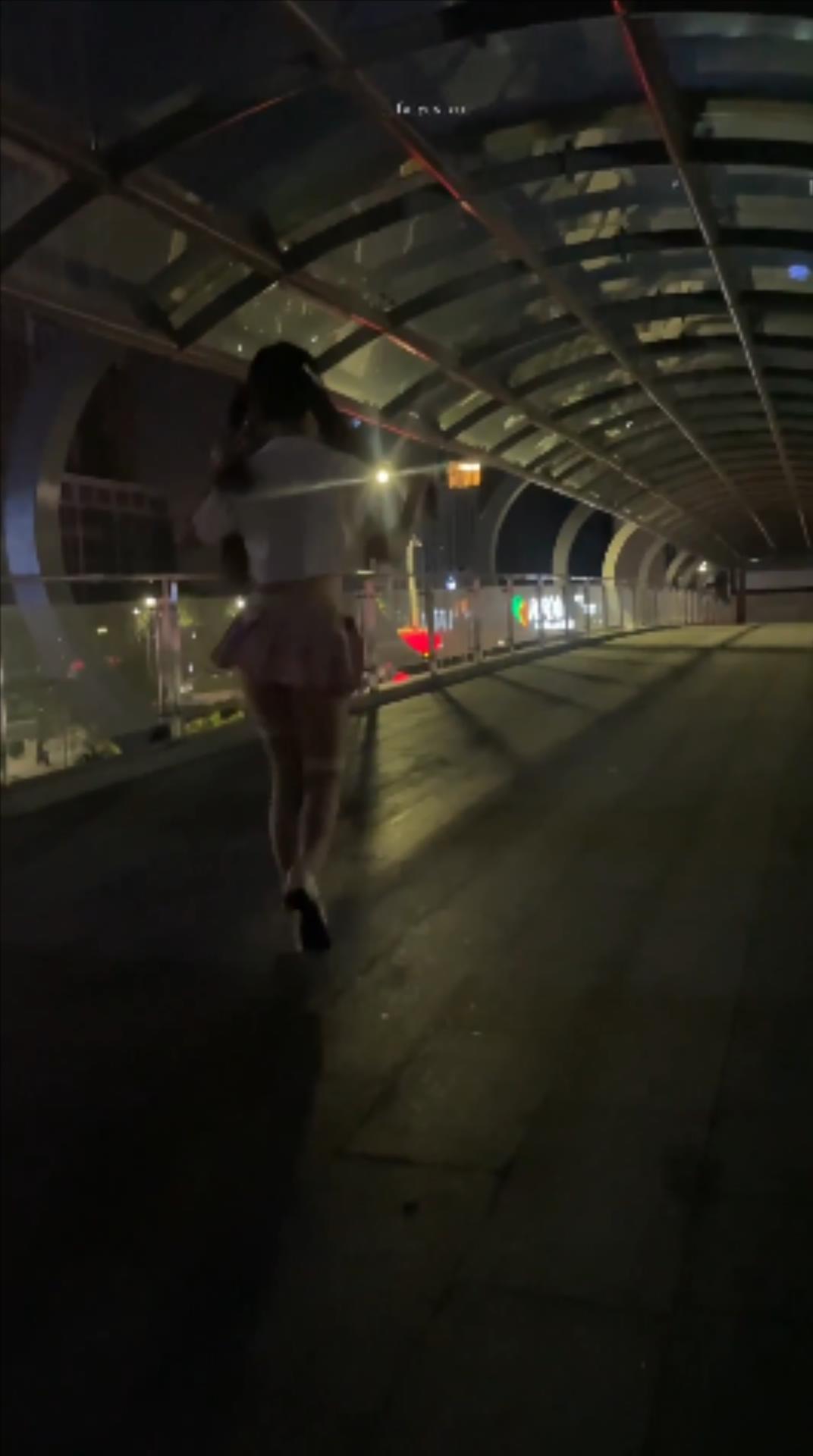 【新片速遞】 √ 【年度最佳】颜值女神【晴宝】被多位金主包养泄密,第二弹 无论在哪里，什么时候做爱露出各式调教应有尽有 [2.4G/MP4/01:36:22] - 截图14
