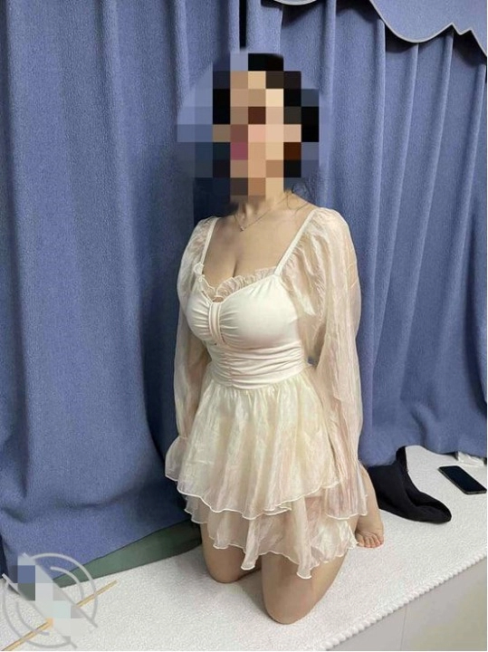 【新片速遞】&nbsp;&nbsp;√ 姐弟乱伦 姐姐甩着大奶子洗澡的样子，简直是一幅 _玉姐戏水图 拿下御姐后续21-开档牛仔裤，射大奶子上 [160MB/MP4/31:40]