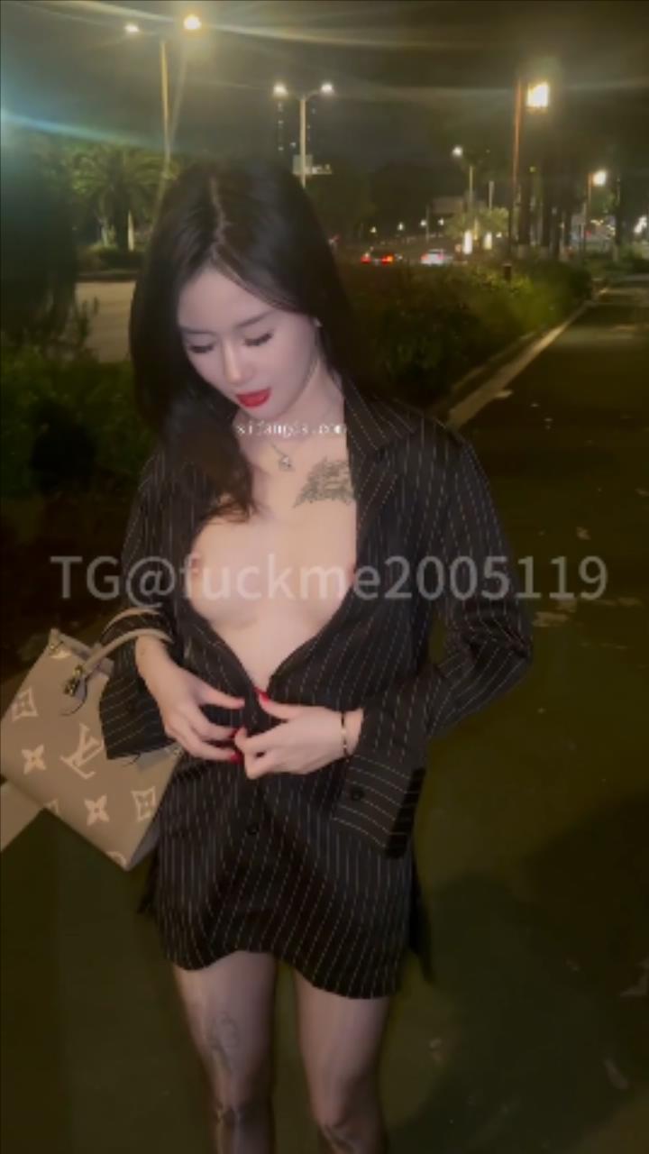 【新片速遞】 √ 【年度最佳】颜值女神【晴宝】被多位金主包养泄密,第二弹 无论在哪里，什么时候做爱露出各式调教应有尽有 [2.4G/MP4/01:36:22] - 截图25
