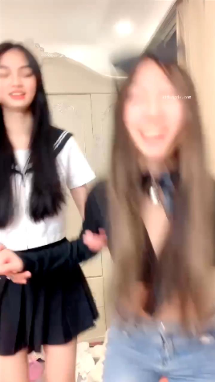 【新片速遞】√ 19岁清纯美乳学妹【19女娘子】宿舍偷播 和闺蜜一起互玩 [3.13 GB/MP4/04:34:00]