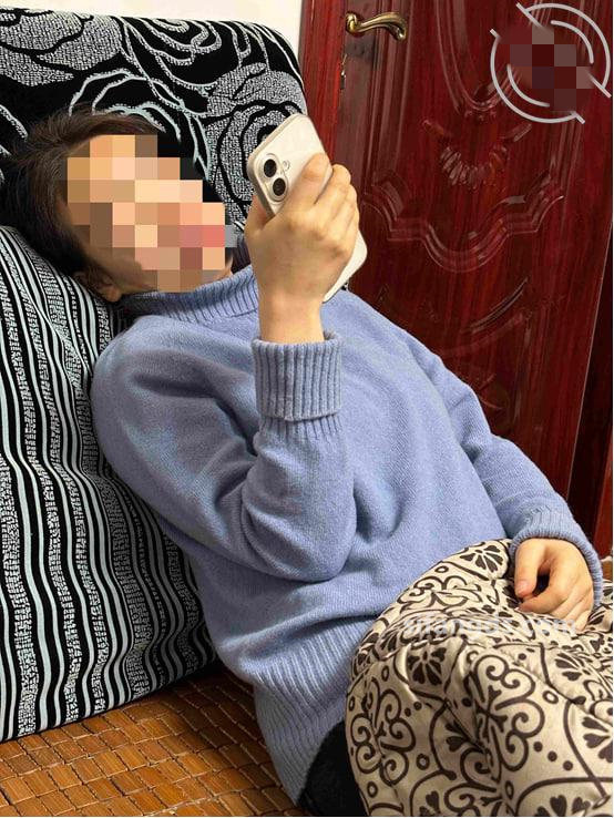 【新片速遞】&nbsp;&nbsp;√ 姐弟乱伦拿下御姐后续24-老姐半夜骑上我的鸡巴 收拾完跟个小绵羊一样特别配合我想让摆什么姿势就摆啥姿势[160MB/MP4/21:40]