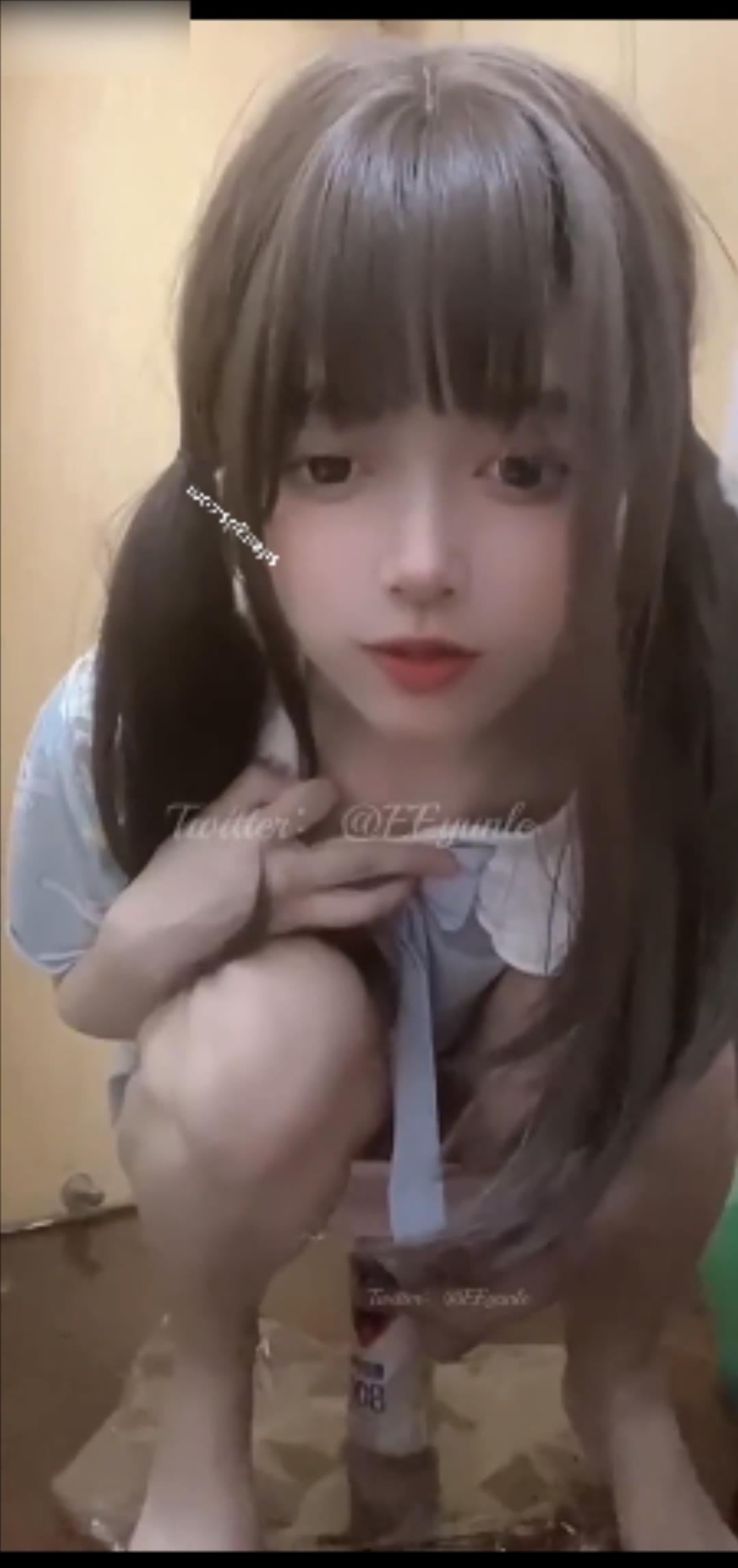 【新片速遞】&nbsp;&nbsp;√ 【推特 要要饿晕了】性感萌妹 完美丝足 足交口交 隔内揉逼 [3.87GB/MP4/56:58]