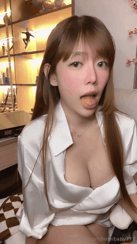 臺灣現役寫真女優。人生初次內射AV出道！