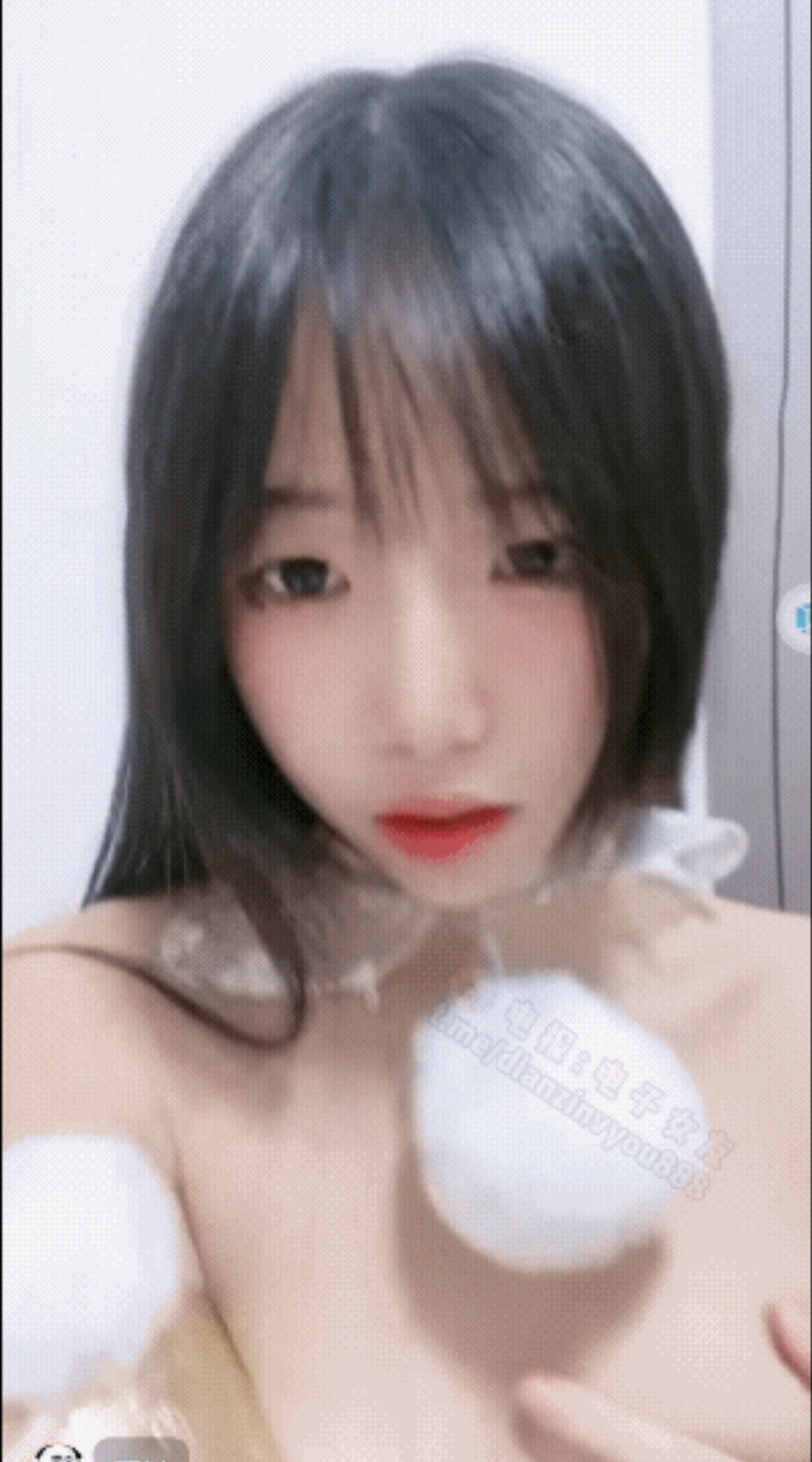 [三次元/小希神]高颜值主播，一对一高价福利[2v/1.1g/pikpak]