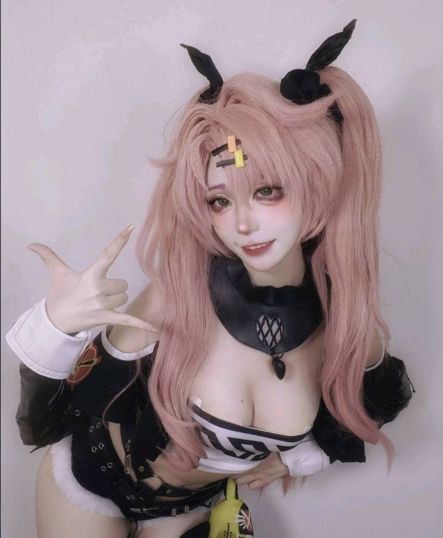 [cos/虎皮折耳猫]高颜值福利姬私拍福利[17v39p/190m/pikpak]