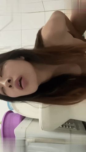 台灣崩壞巨乳英文老師倪娜Nina(nina_loveu)