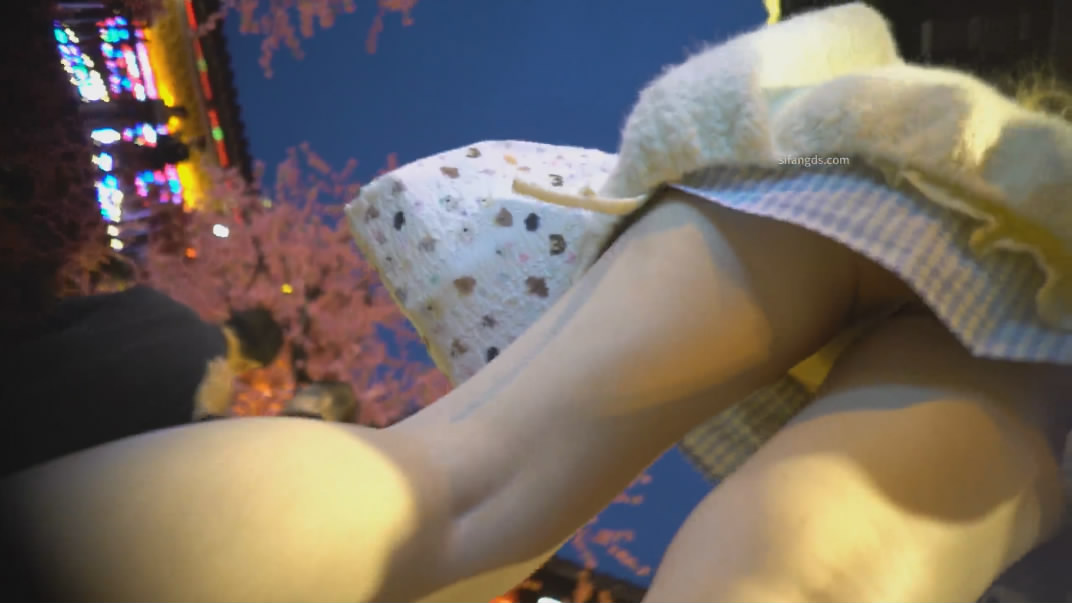 ❤️❤️❤️台湾反差网黄女神【辛尤里】异域骚御_淫技盛宴