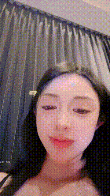 新品福利颜值爆表不做女神做骚母狗紫颜下海记录爆浆喷水骚洞周边的阴毛真是性感