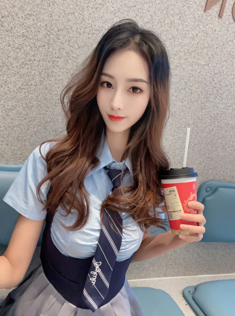 新品福利颜值爆表不做女神做骚母狗紫颜下海记录爆浆喷水骚洞周边的阴毛真是性感