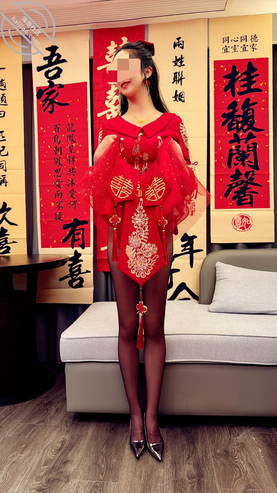 极品名器蜜桃馒头 - 女神最美一线天白虎馒头穴 湿淋淋炮机抽插 呻吟异常销魂太勾引人了 能操一次定爽翻