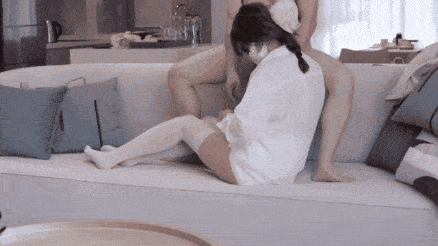 航模菲菲的蝴蝶大骚逼极限拉扯全程露脸激情大秀身材不错全裸自慰坐插道具手抠骚逼特写展示淫水泛滥