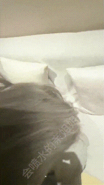 被我操急眼的妹子非要给我打飞机e91555