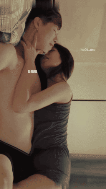 绿帽事件老公察觉媳妇出去勾引偷吃了美女媳妇和3男啪啪说我伺候不了你3个了