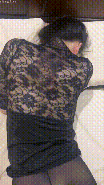 ⚫️【苹果原相机云端泄密】浙江丽水女人味十足反差婊多款情趣装性爱自拍(5V)