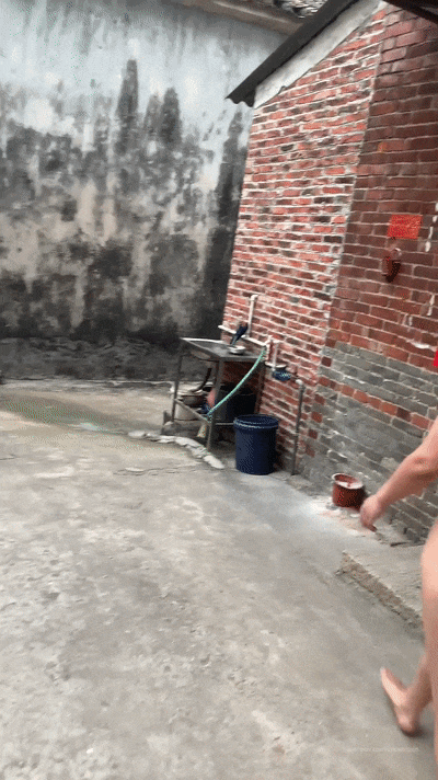印度裔美熟女與白嫩閨蜜約戰黑人大屌小帥哥