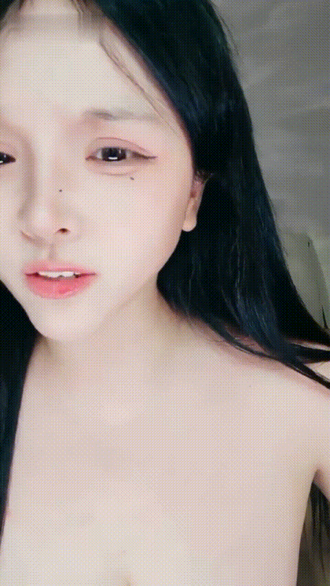 【短片x20】超極品大奶大乳暈【小小t】只玩線下