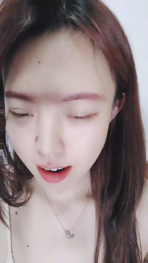 【短片x20】不斷地變換著自慰的姿勢