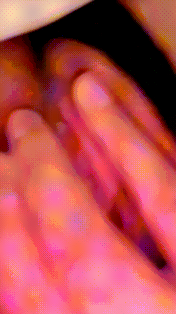 【短片x20】不斷地變換著自慰的姿勢