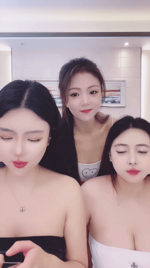 3姐妹輪流被干都是無套內射