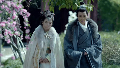 台灣粉紅奶頭女神【辛尤里】《女房仲的性愛巴士》