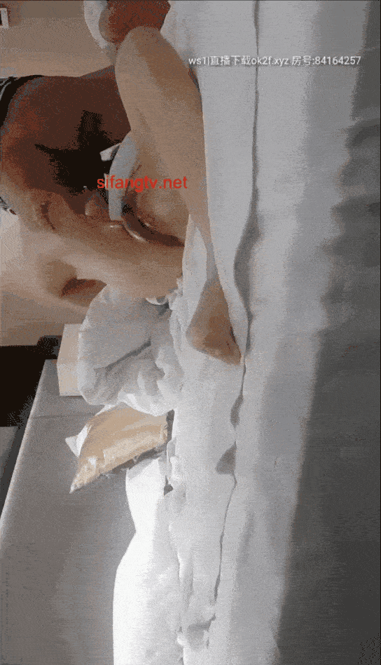 080504gvhau1g8c40g84fe.gif