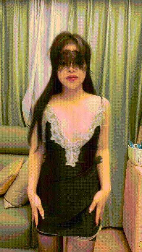 女大的诱惑 漂亮學生妹私下極度反差，豐乳翹臀極品身材44