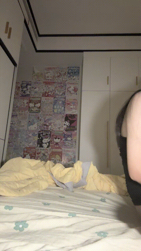 女大学生被疯狂内射，超骚风情万种，家中自慰媚态万千842
