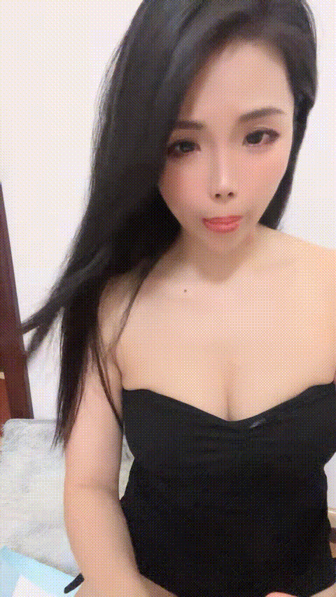 女大学生被疯狂内射，超骚风情万种，家中自慰媚态万千842