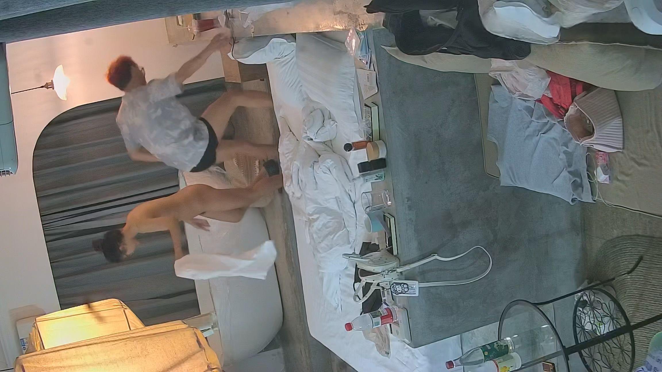 [MP4/2.45G]6-1乐橙酒店稀有海景房偷拍皮肤白皙气质学妹醉酒被男友脖猛力抽插~口爆