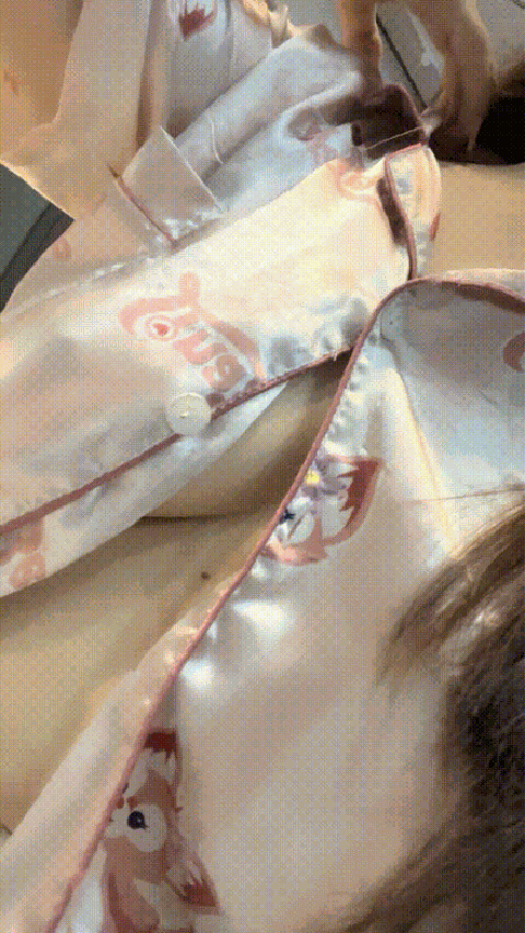 小菟吃不饱，美少女展示自己完美身材饱满柔软大奶子193