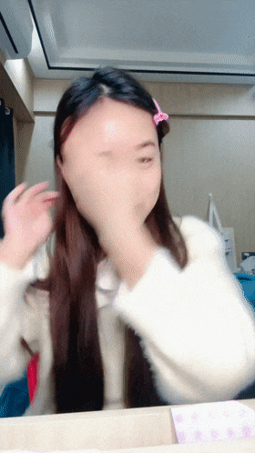 台灣網紅鮮奶妹【Rita】居家KTV多個場景3P性愛