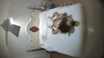 酒店偷拍7-23 中登特意开房点了个小妹 10分钟完事 太浪费了2V14分34（度盘） 稀缺-第2张