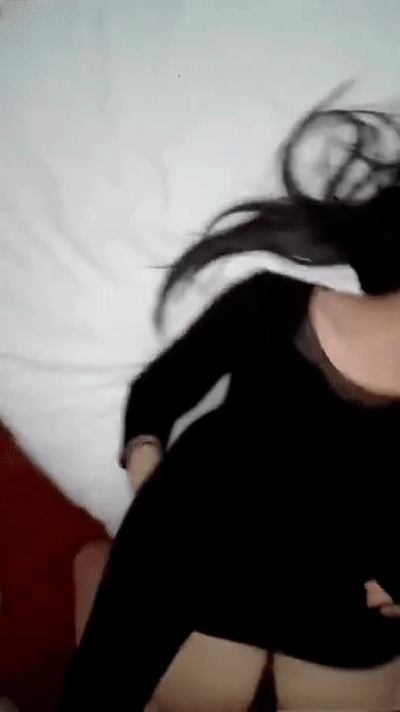 酒店激战小少妇❤️疯狂乱操，直接射嘴里！