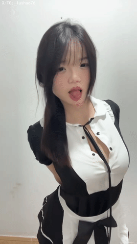 ❤️❤️抖音极品美少女【浅芙】，人小奶大，爆乳般的身材谁不爱，诱惑至极 51V